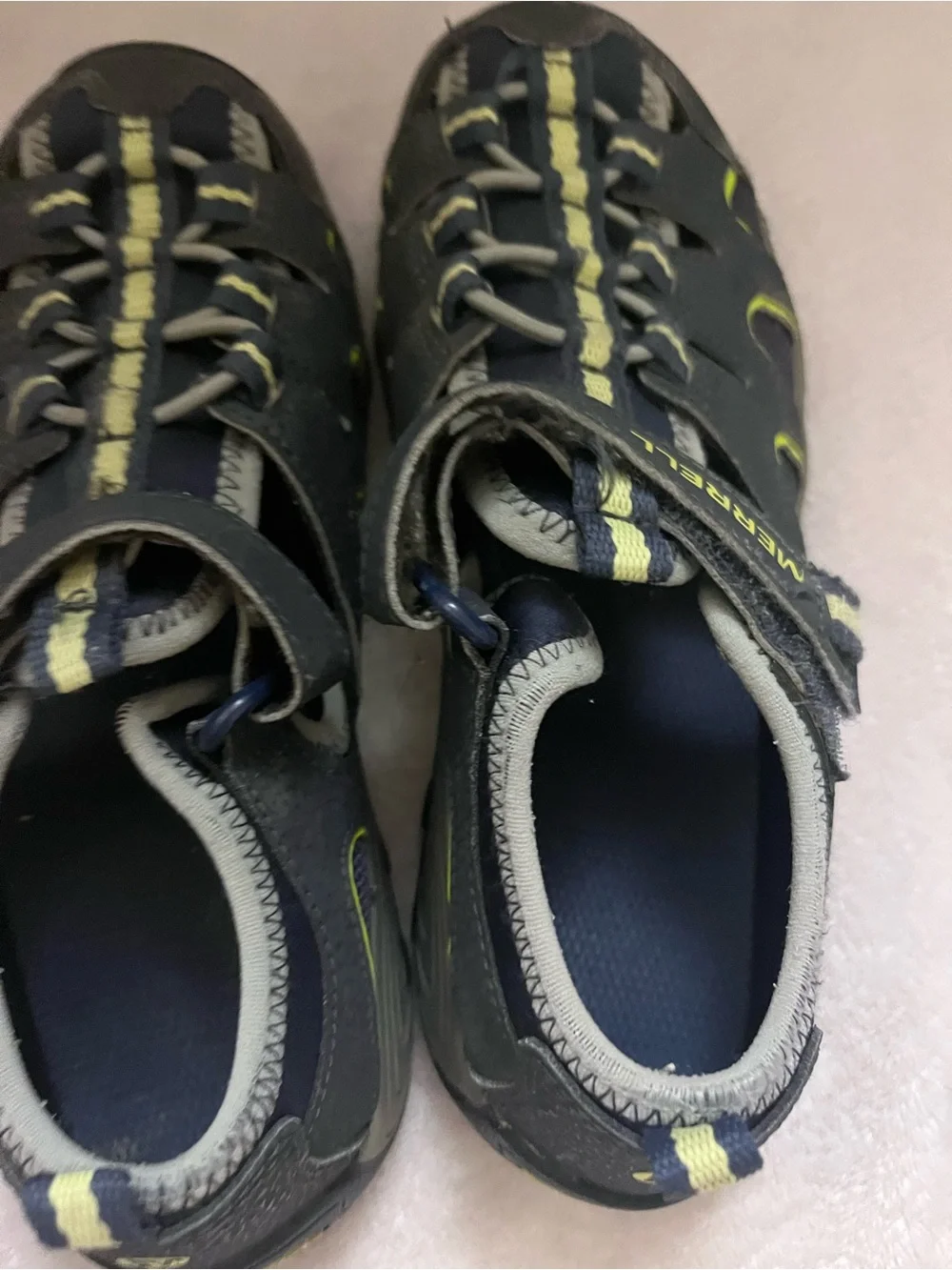 navy blue and lime green Merrell Kid's Hydro H2O Hiker Sandals size three